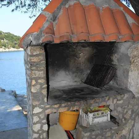 Apartments By The Sea Zaklopatica, Lastovo - 8347 *